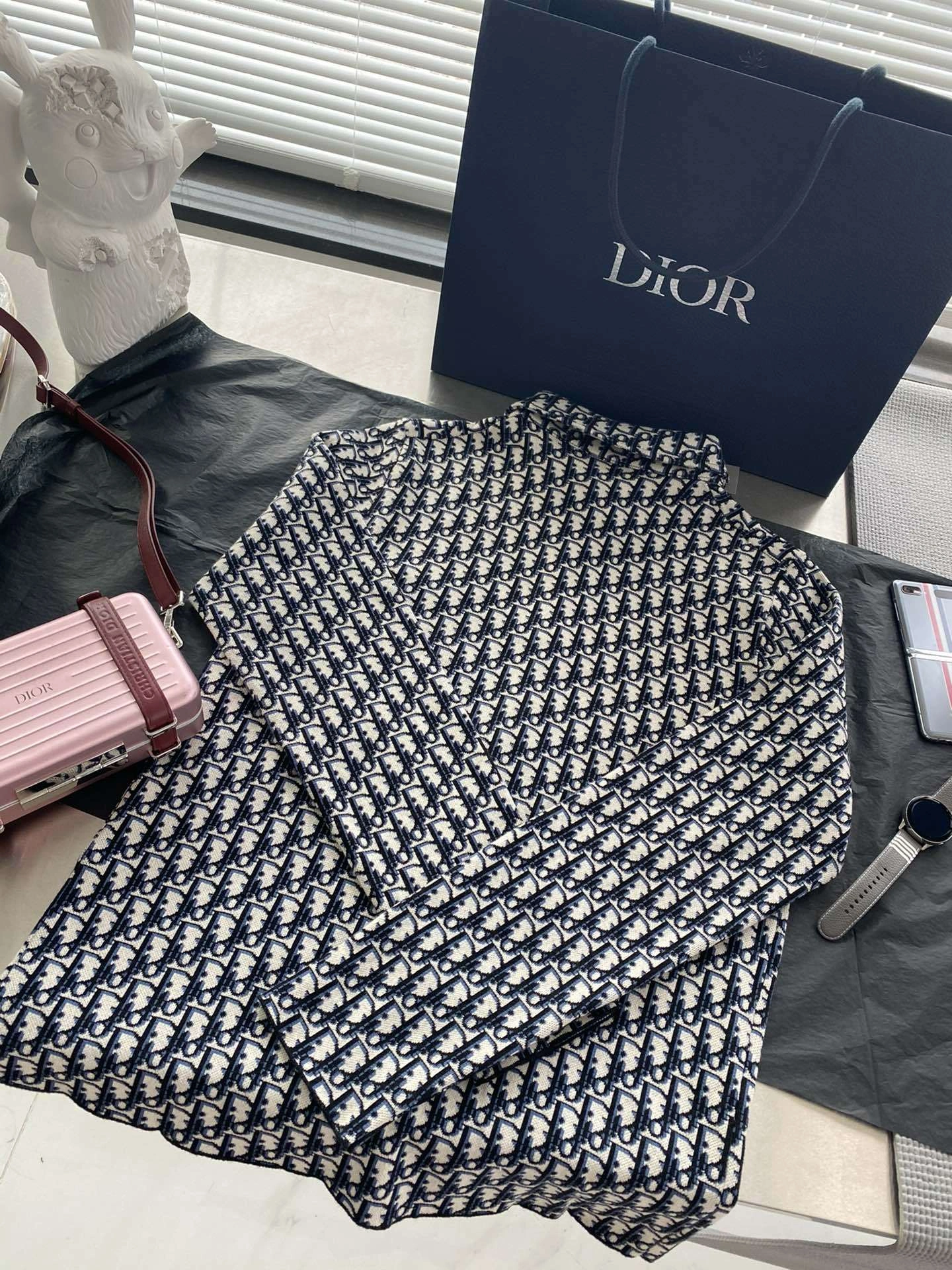 &wg.luxury--- 𝒍𝒐𝒈𝒐 high quality version item :C-F801D0391